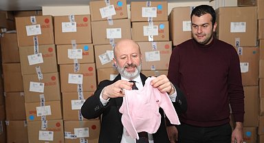 Başkan Çolakbayrakdar, "Her kesime dokunan farklı sosyal belediyecilikle de Türkiye'ye örnek oluyoruz"