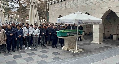 Bıçaklanarak öldürülen şahıs toprağa verildi