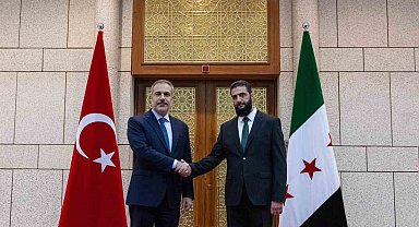 Dışişleri Bakanı Hakan Fidan, Suriye'deki yeni yönetimin lideri Ahmed Eş-Şara ile bir araya geldi