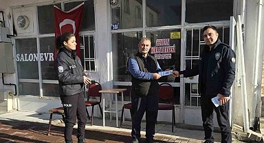 Evren'de dolandırıcılığa karşı vatandaşların bilgilendirilmesi için broşür dağıtıldı
