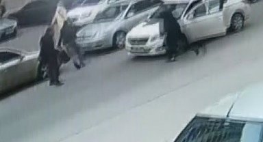 Husumetlisini sokak ortasında böyle vurdu
