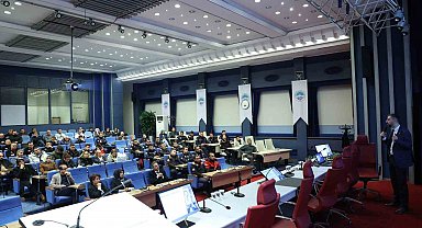 Kayseri Büyükşehir'den bağımlılıkla mücadele eğitimi