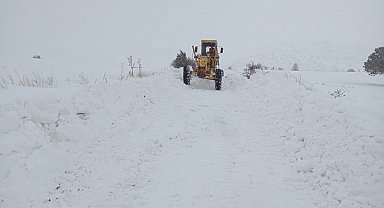 Kayseri'de kapanan 122 yol ulaşıma açıldı