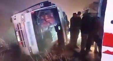 Konya'da işçi taşıyan midibüs devrildi: 7 yaralı