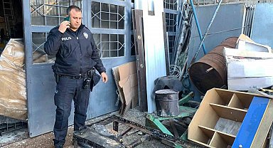 Metal atölyesinde çıkan yangında paralar yandı