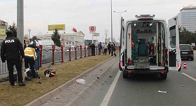 Motosikletin çarptığı yaya hayatını kaybetti