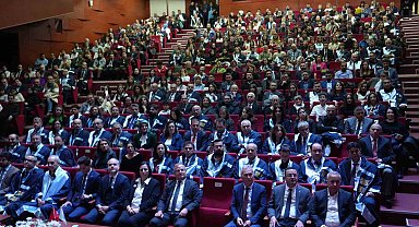 Niğde Ömer Halisdemir Üniversitesi 2024 Ödülleri Töreni gerçekleştirildi