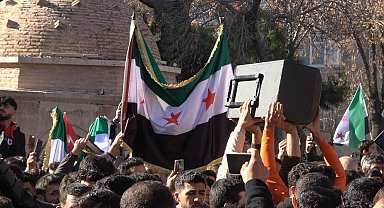 Suriye'de rejimin düşüşü Konya'da sevinçle karşılandı