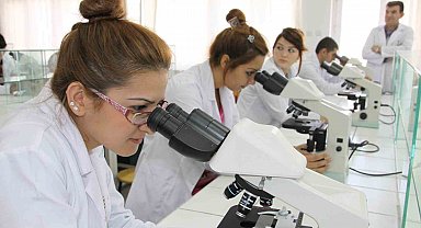 Türkiye'nin doktoralı mezun sayısı artıyor