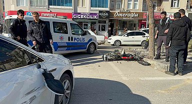 Aksaray'da otomobil ile motosiklet çarpıştı: 1 yaralı