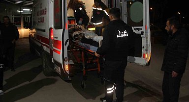 Alacak verecek kavgasında sırtından bıçaklandı