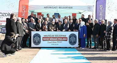 Altınoluk Mahallesi'nde yatay mimarinin temelleri atıldı