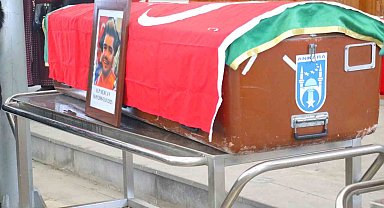 Bolu'daki yangında hayatını kaybeden genç mühendis toprağa verildi