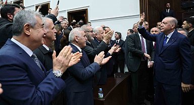 Cumhurbaşkanı Erdoğan: "Silahı aradan çıkaralım, terör duvarını yıkalım, 85 milyon olarak hep beraber birbirimize sıkıca sarılalım istiyoruz"