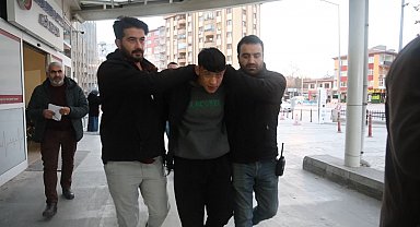 Kız arkadaşının patronuna kızıp iş yerine molotofkokteyli attı