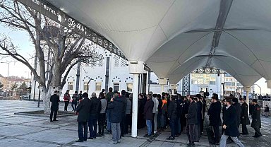 Kore Gazisi Yeşilkaya son yolculuğuna uğurlandı