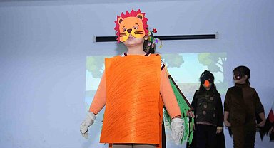 Minik öğrenciler 'Ormanın Sıfır Atık Seferberliği' oyununu sahneledi