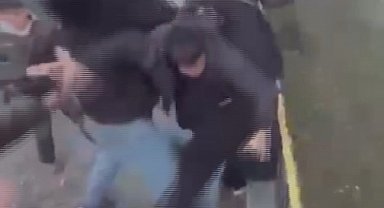 Öldüresiye darp ettikleri akranını bıçaklayan çocuklar o anları kamera kaydına aldı