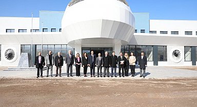 Savunma sanayii heyeti Havacılık Ve Uzay Bilimleri Lisesi için Melikgazi'de toplandı