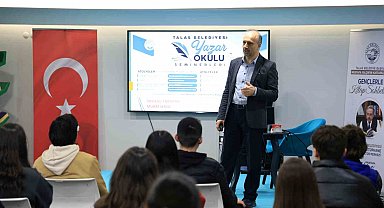 Talas'ın yazar okulunda bu hafta konu 'söyleşi' oldu