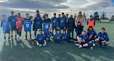 U16'da Tomarza Belediyespor 3 puanı hanesine yazdırdı