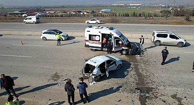 Ankara-Bolu Karayolunda kaza: 2'si ağır 5 yaralı