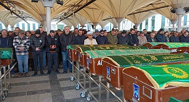 Ankara'da karbonmonoksit gazından zehirlenerek ölen aile fertleri son yolculıklarına uğurlandı