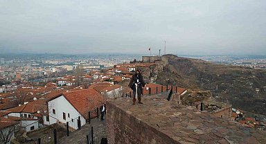 Ankaralı Jack Sparrow oyun havasıyla coşturdu