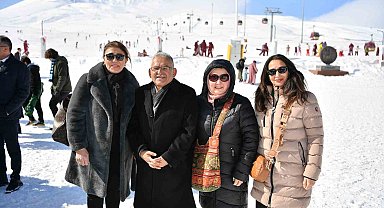 Avrupalı kayakseverlerden Erciyes'e övgü