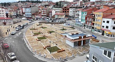 Başkan Altay: "Doğanhisar meydan düzenleme çalışmamız hayırlı olsun"