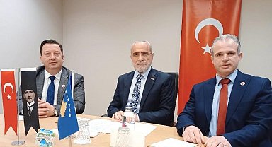 Cumhurbaşkanı Başdanışmanı Topçu, Kosova Demokratik Türk Partisi Genel Başkan Yardımcısı Krasniç'i kabul etti