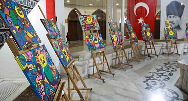 Engel tanımayan resim sergisi