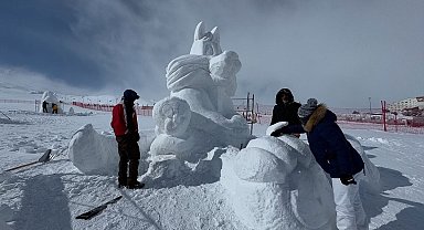 Erciyes'in karı sanat eserine dönüştü