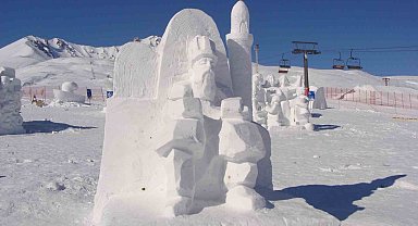 Erciyes'te kar uluslararası sanata dönüşecek