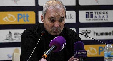 Erkan Sözeri: "Amatör Lig tadında bir hakem oynadı"