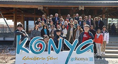 Farklı ülkelerin büyükelçileri ve büyükelçi eşleri Konya'ya hayran kaldı