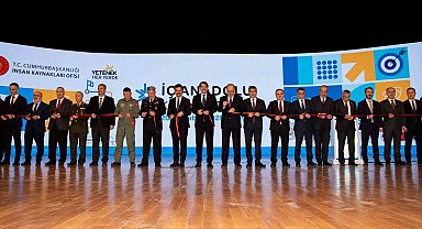 İKAF'25 Selçuk Üniversitesi ev sahipliğinde başladı