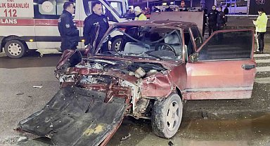 Kameraya yansıyan şüpheli-polis kovalamacası kazayla sonlandı: 1'i ağır 5 yaralı