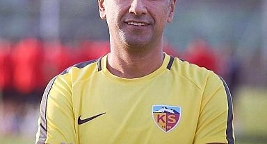 Kayserispor'da Mehmet Karakuş ile yollar ayrıldı