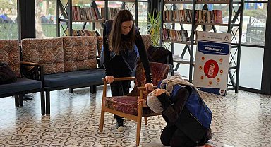 Kitap Kafe'de afet eğitimi verildi