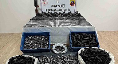 Konya'da iş yeri silah imalathanesi çıktı