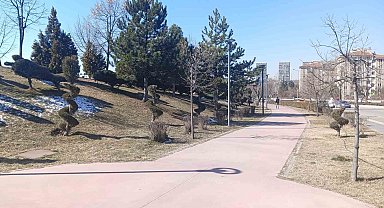 Motosikletin çarptığı yaşlı adamın sağlık durumu ciddiyetini koruyor