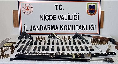 Niğde'de ruhsatsız silah operasyonu