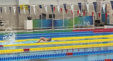 Niğdeli yüzücü Ahmet Eskalen şampiyon oldu