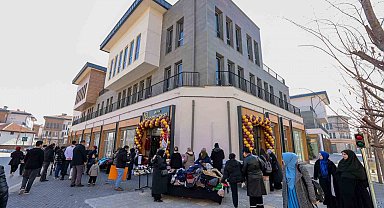 Suriçi Çarşısı açılan iş yerleriyle hareketleniyor