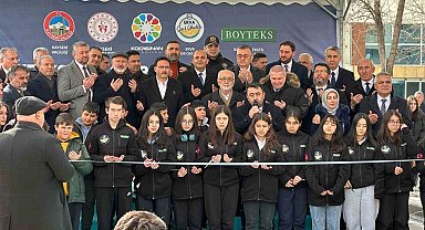 Vali Çiçek: "Gençlerimiz bataklığa sürüklenmesin diye bir polisimizi şehit verdik"