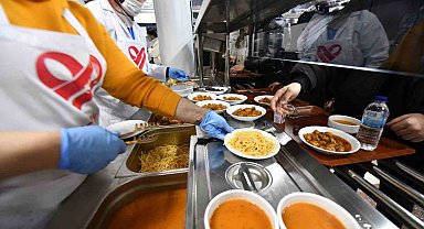 ABB'nin "Gençlik Sofraları" öğrencileri iftarda buluşturuyor