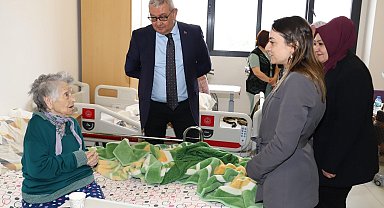 Aile ve Sosyal Hizmetler Bakanlığı yöneticileri Aile Yılı'nda 81 ilde ailelerle iftarda buluştu