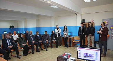 Akyurt TOKİ Ortaokulu'nda bilgisayar laboratuvarı kuruldu