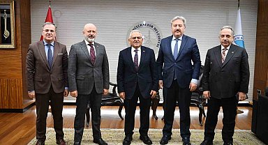 Başkan Büyükkılıç'tan başkanlarla istişare toplantısı